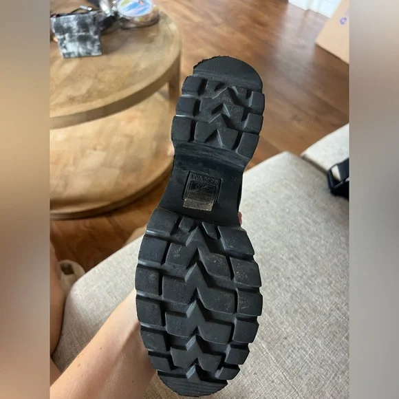 DOLCE VITA black leather bootie - Picture 6 of 7